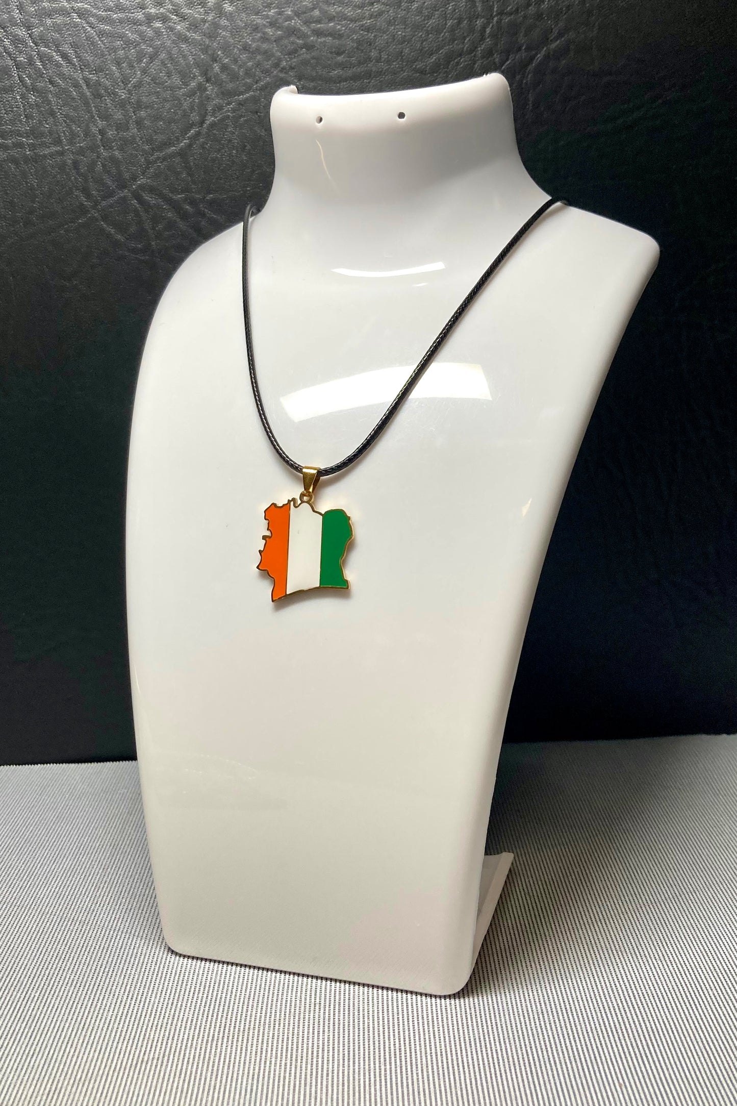 Ultra Country Flag Pendant Necklaces