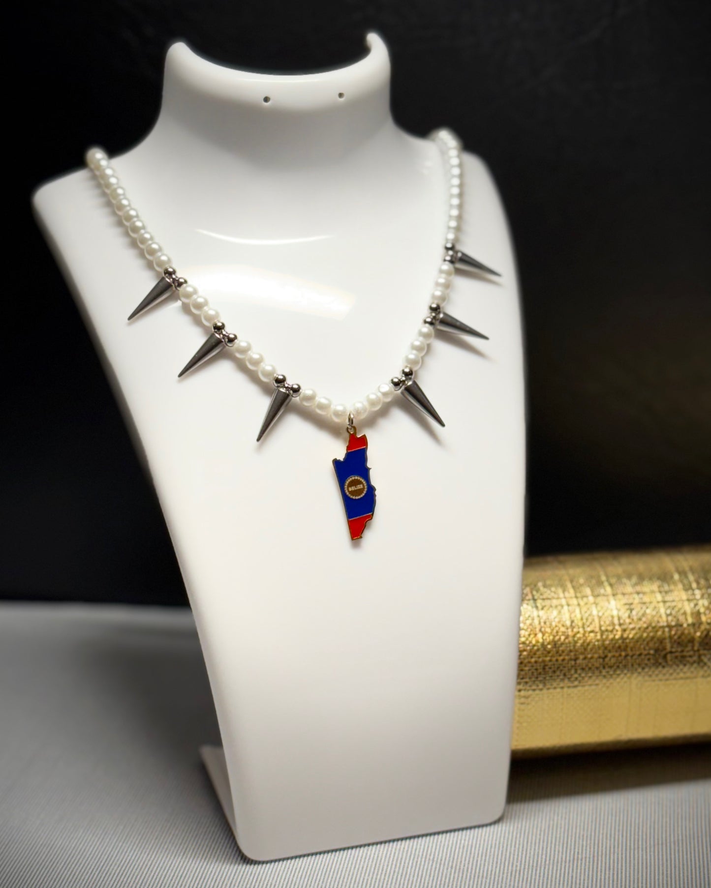 𝐁𝐞𝐥𝐢𝐳𝐞 🇧🇿 ✮⋆˙