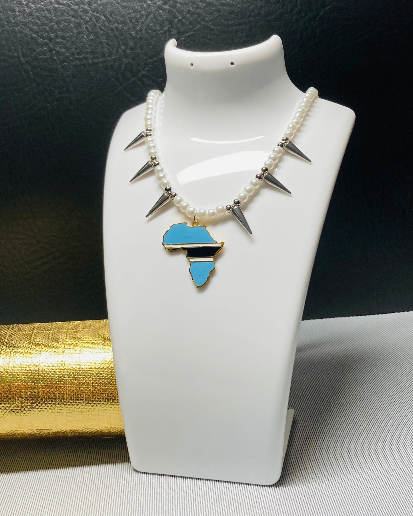 𝗕𝗼𝘁𝘀𝘄𝗮𝗻𝗮 🇧🇼 ✮⋆˙