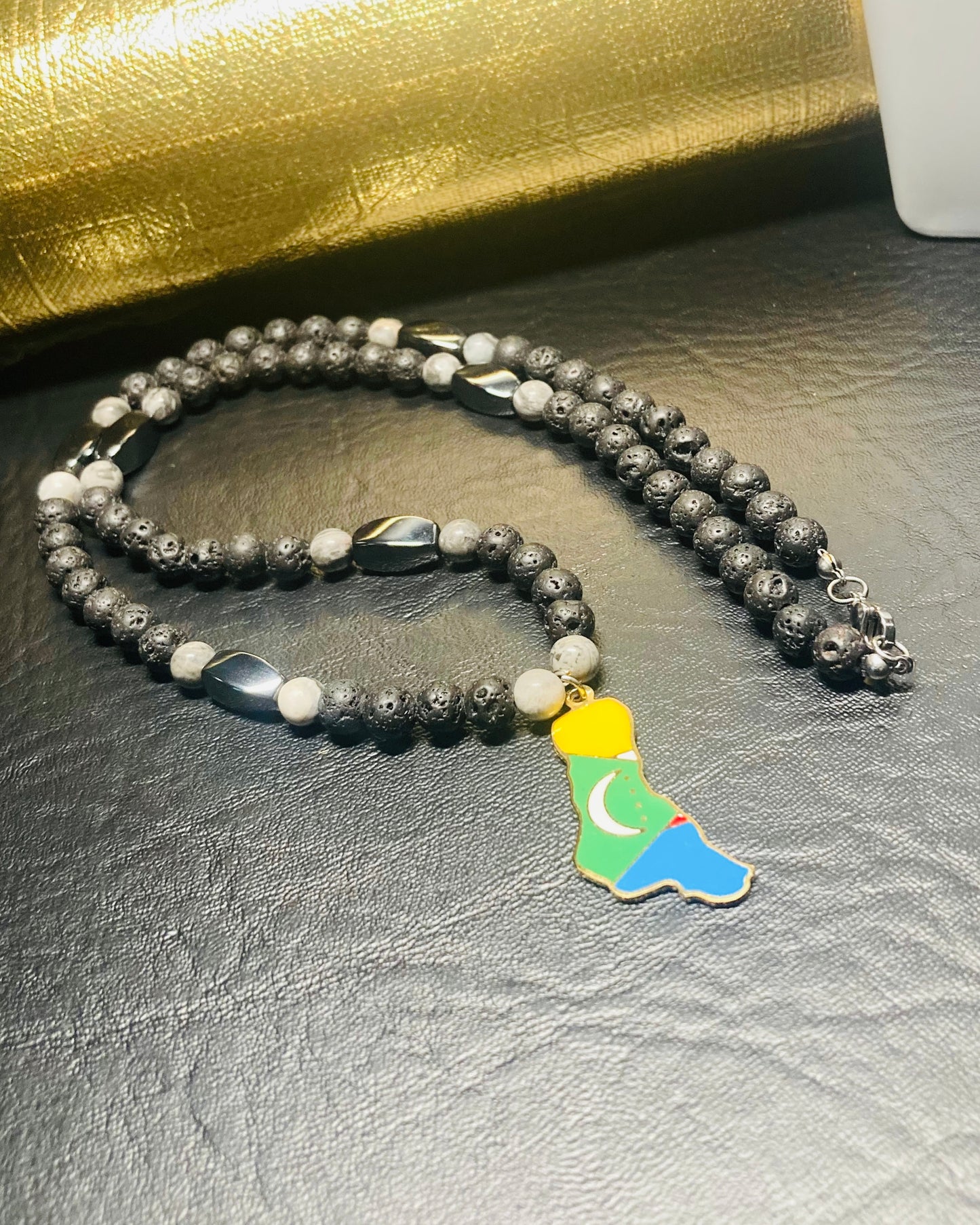 𝐂𝐨𝐦𝐨𝐫𝐨𝐬 🇰🇲 ✮⋆˙