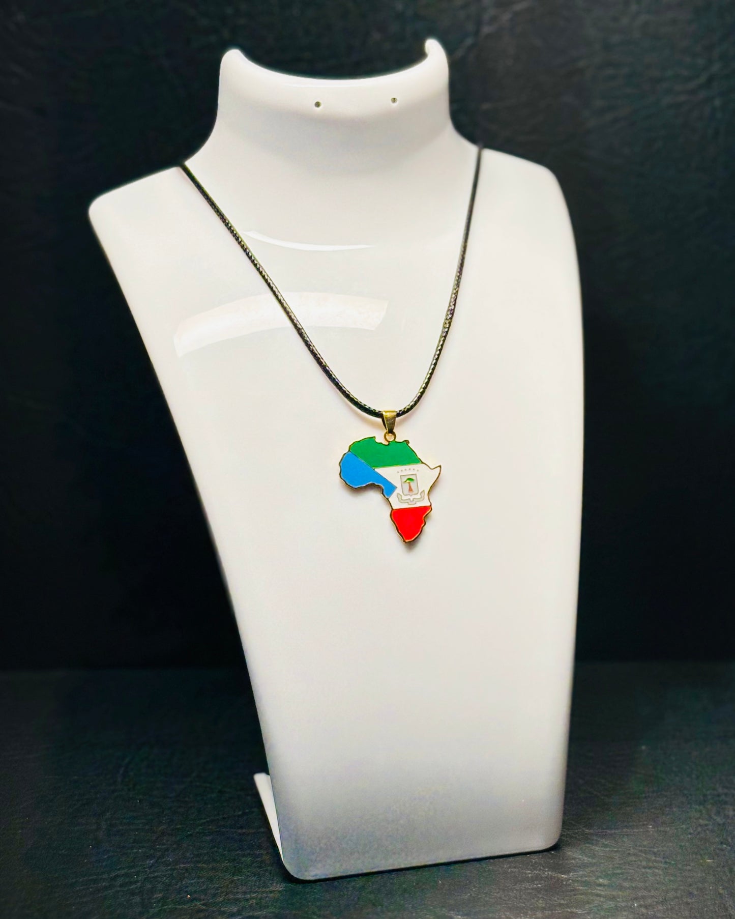 𝐄𝐪𝐮𝐚𝐭𝐨𝐫𝐢𝐚𝐥 𝐆𝐮𝐢𝐧𝐞𝐚 🇬🇶 ✮⋆˙