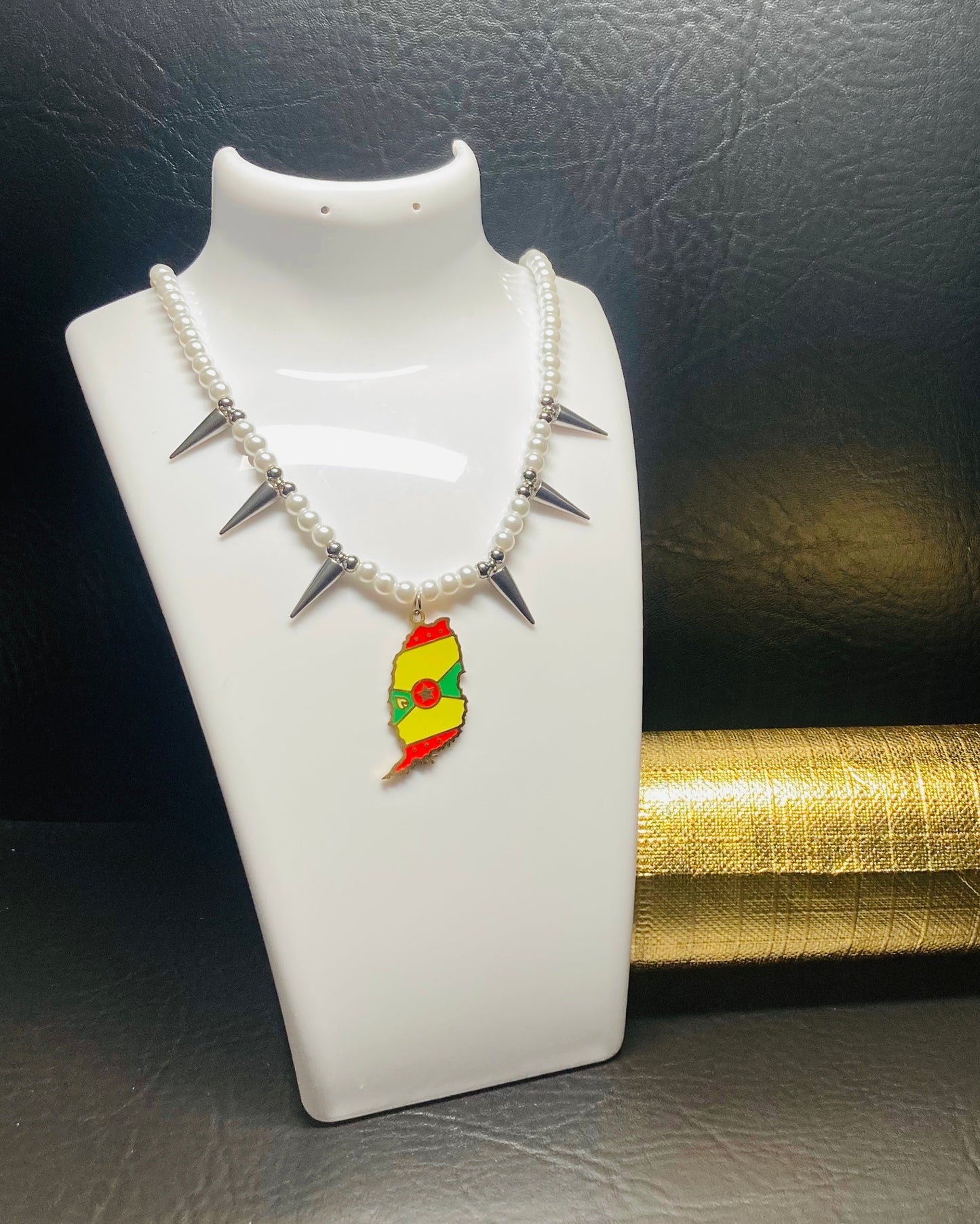 𝗚𝗿𝗲𝗻𝗮𝗱𝗮 🇬🇩 ✮⋆˙