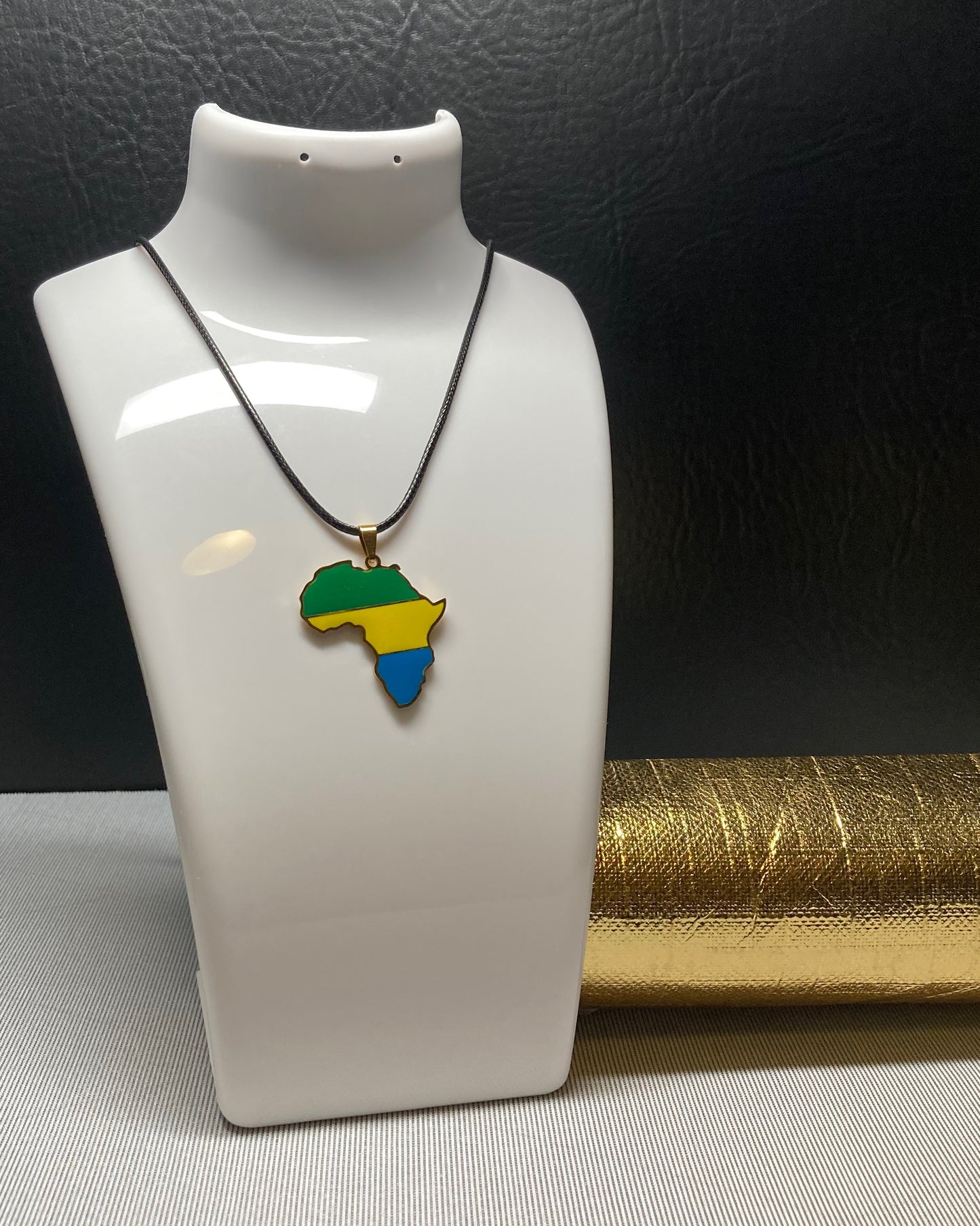 𝗚𝗮𝗯𝗼𝗻 🇬🇦 ✮⋆˙