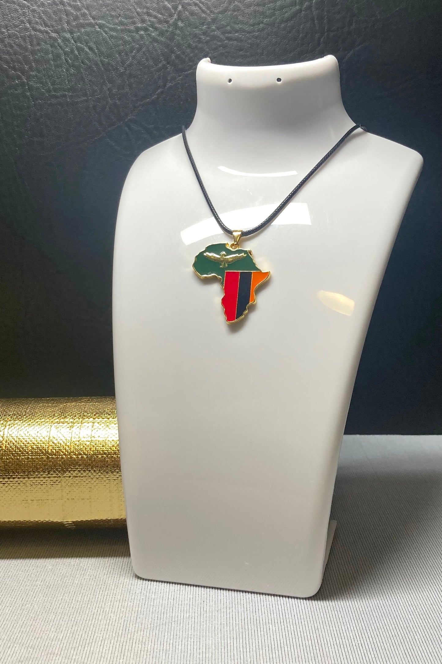 𝐙𝐚𝐦𝐛𝐢𝐚 🇿🇲 ✮⋆˙